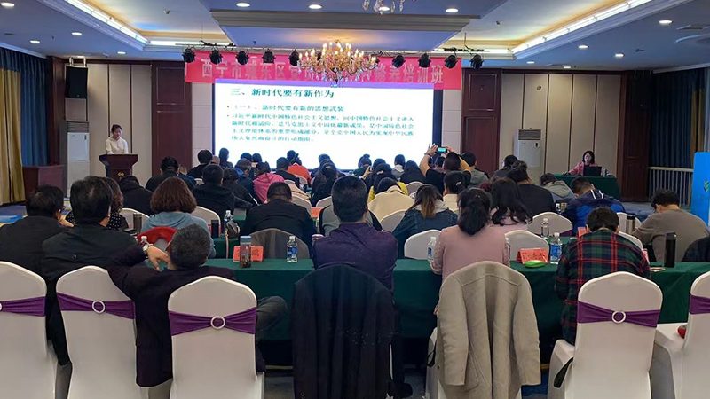 小标题：课程设计工具的重要性